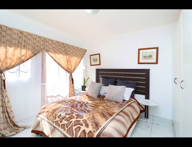 1 BEDROOM APARTMENT FOR SALE IN FERNDALE